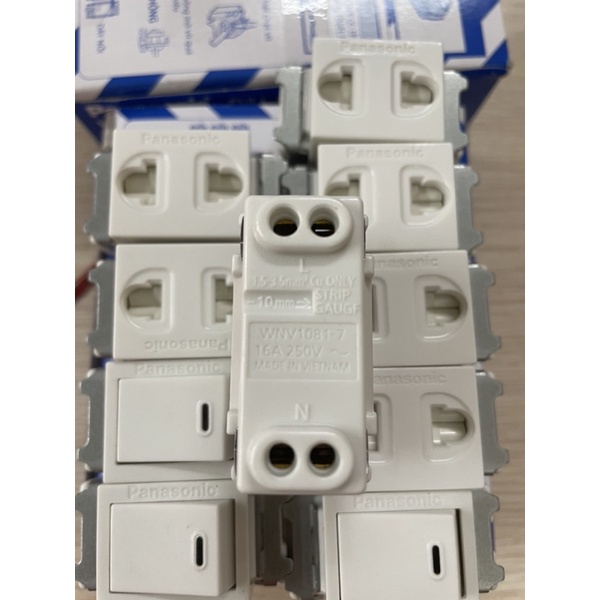 Ổ cắm đơn 2 chấu full  Panasonic _ WNV10