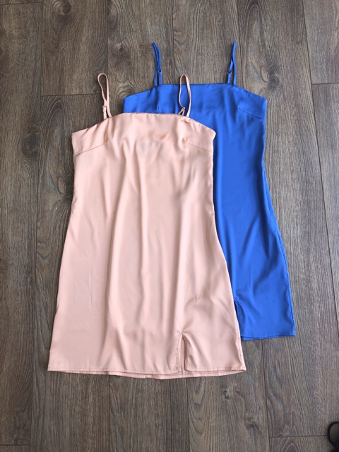♥️♥️Đầm 2 dây satin F21 vnxk xịn