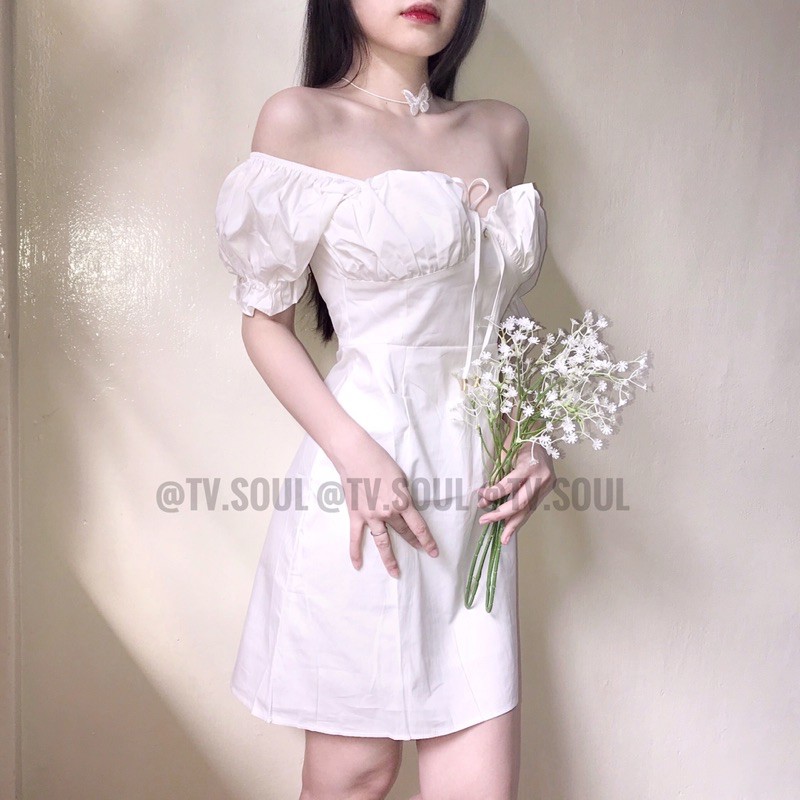 Đầm xoè rút ngực trắng