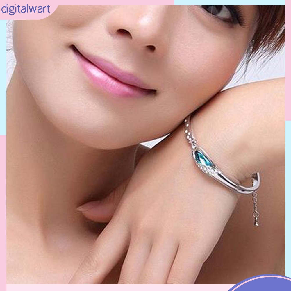 Vòng Tay Màu Bạc Đính Đá Thời Trang Cho Nữ