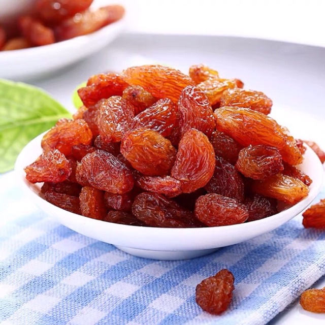 Nho đỏ mỹ sấy khô Premium hộp 100gr - Nho khô không hạt cao cấp loại ngon