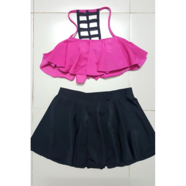 Bikini áo nấc thang phối váy