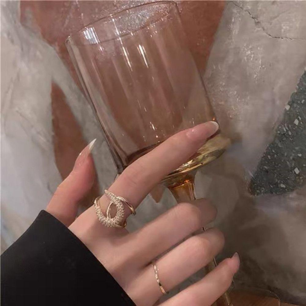 Nhẫn Xoắn Ốc Bất Đối Xứng MOCHO|Quà Tặng Phong Cách Hàn Quốc Sang Trọng Cổ Điển