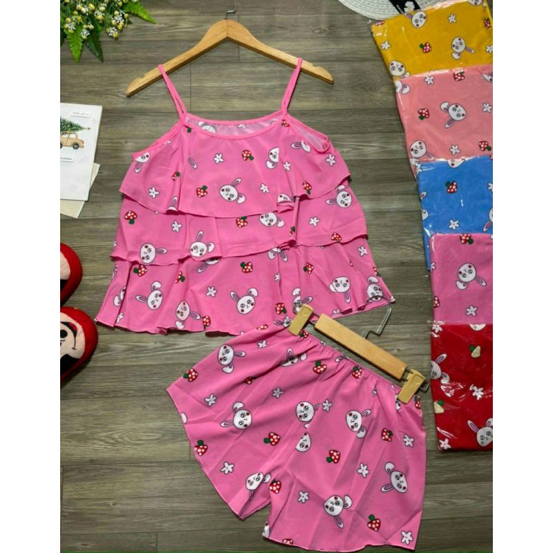 Bộ đùi lụa 3 tầng ,phom 55kg.