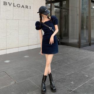 Đầm Denim tay phồng cổ vuông màu đen phong cách quyến rũ