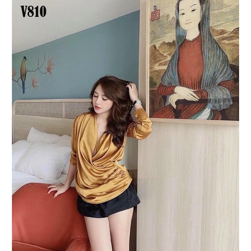 BÁN SỈ ÁO LỤA CỔ V ĐEN VÀNG CHO NỮ