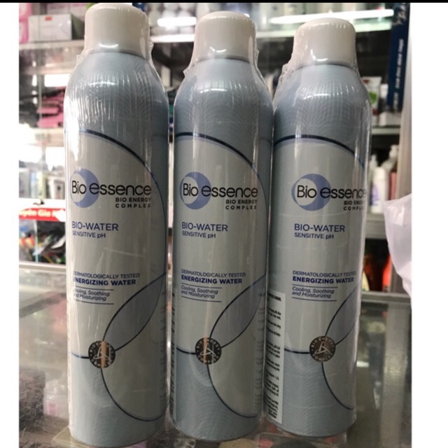 Nước Xịt Khoáng Miracle Bio Water Bio-Essence (300ml)