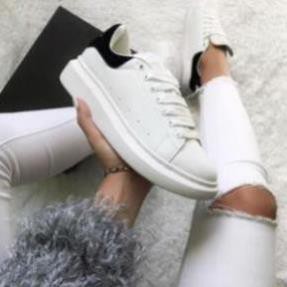 Giày thể thao sneaker 𝐌𝐂 𝐐𝐔𝐄𝐄𝐍 gót đen - thân giày da thật đế cao su đúc - cổ thấp đế cao 6cm - màu sắc trắng