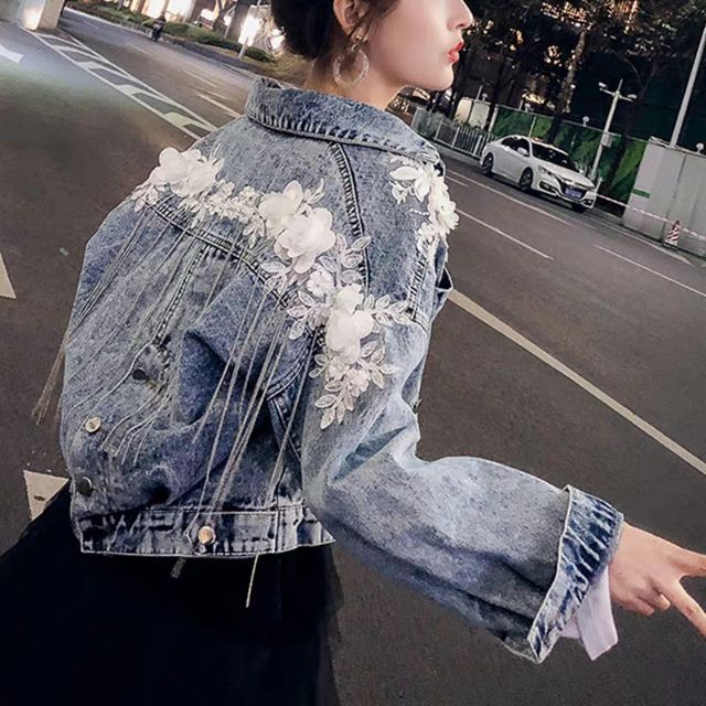 Áo khoác jeans đính hoa tua rua có size lớn