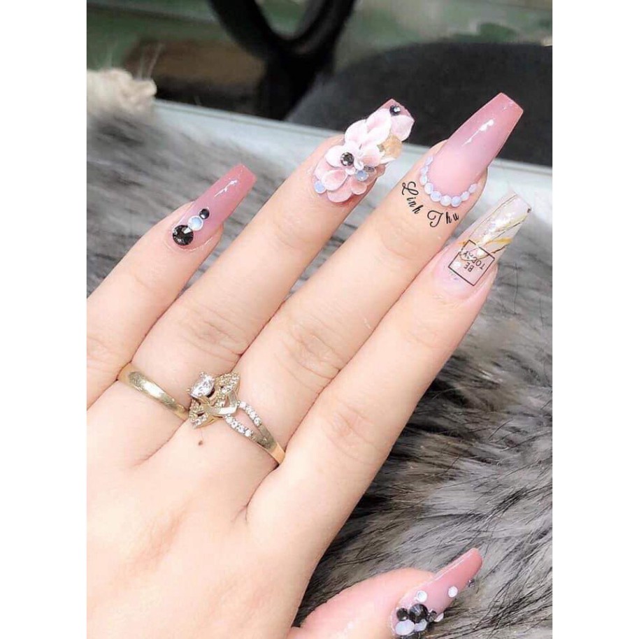 Đá nail , Đá chân keo màu trắng đục đính móng siêu sáng