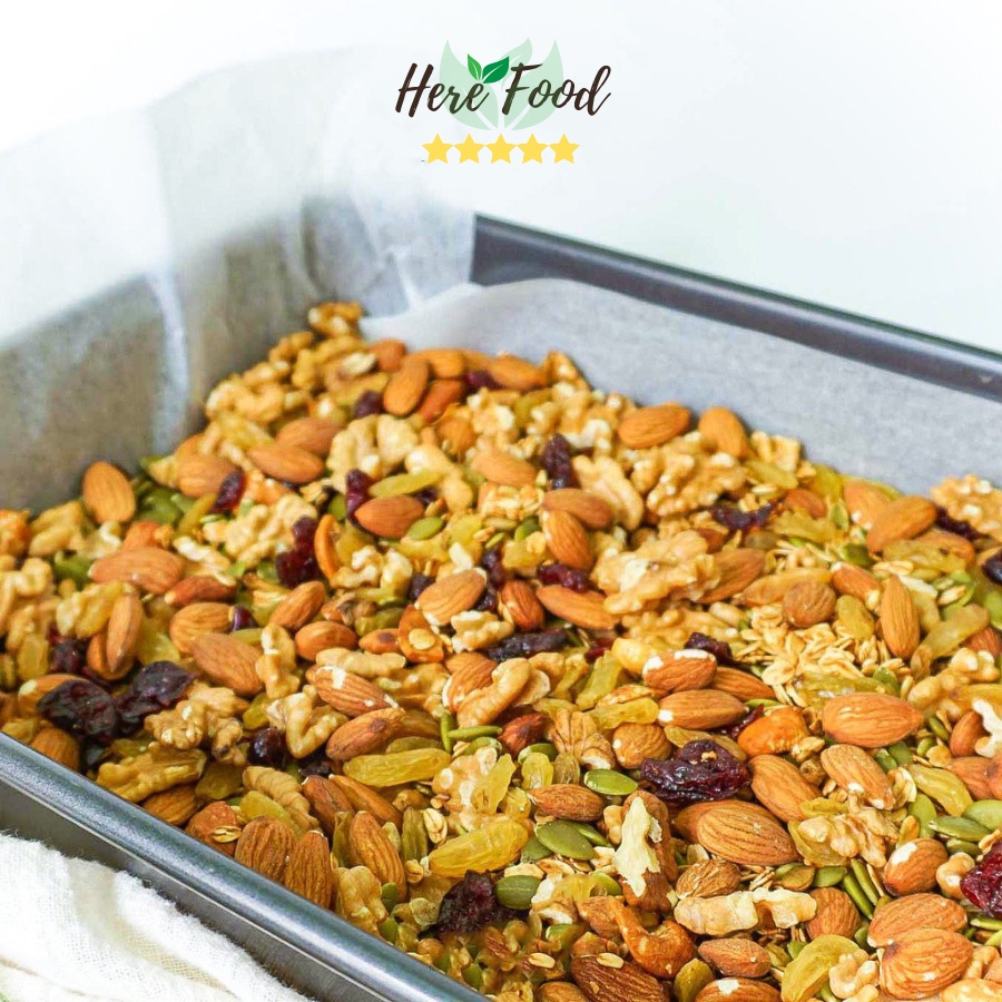 Ngũ cốc Granola siêu hạt ăn kiêng kiêng mix 8 loại hạt - Granola cốm gạo lứt Thơm ngon Hũ 500gr (35% yến mạch)