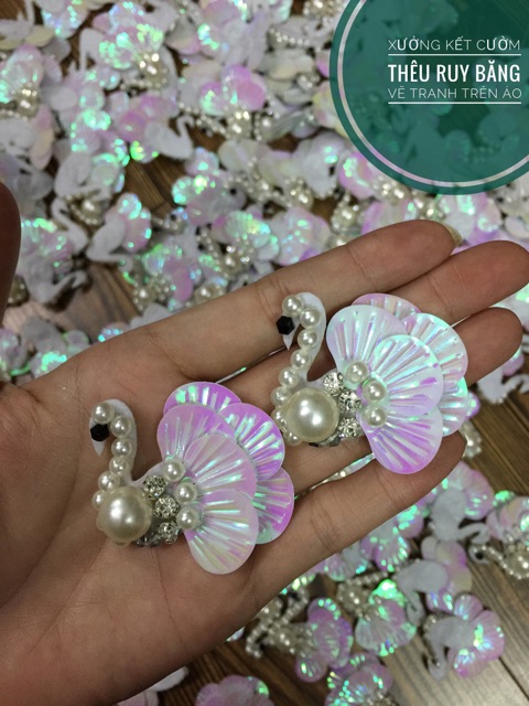 Sticker hình thiên nga, phụ kiện trang trí thời trang và hanmade