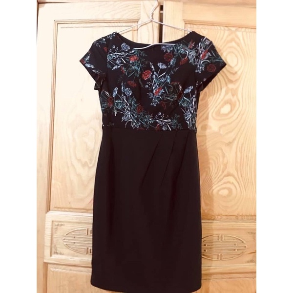 váy Seven am sz M .