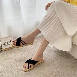 Dép giả cói đi biển 💕