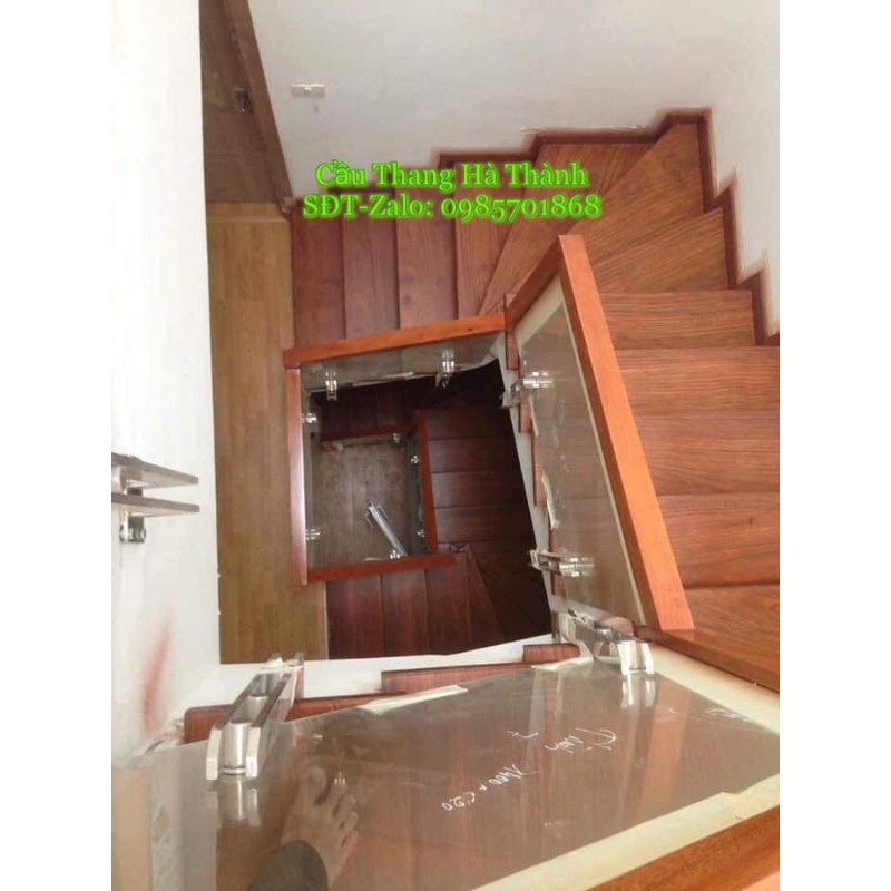 Cầu Thang Kính chân lửng