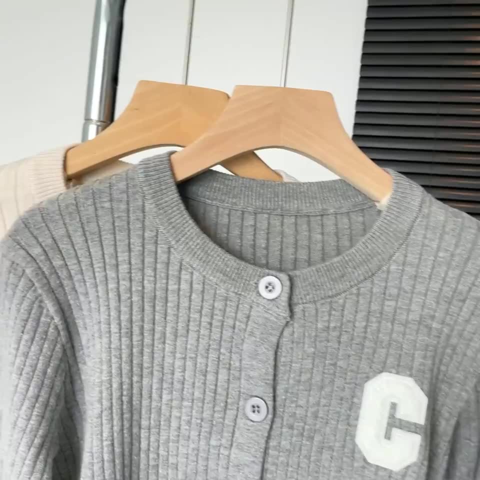 Áo cardigan Dệt Kim Mỏng Tay Dài Thêu Chữ Màu Sắc Tương Phản Phong Cách Hàn Quốc Cho Nữ | BigBuy360 - bigbuy360.vn