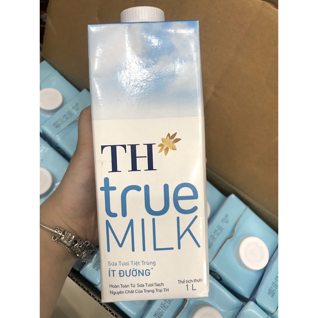 Sữa tươi tiệt trùng TH True Milk ít đường/ không đường Hộp 1L