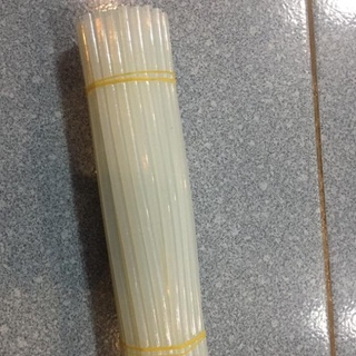 10 cây keo nến bé