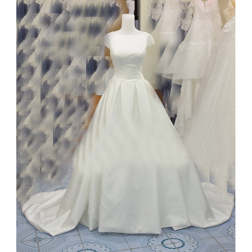 VÁY CƯỚI THANH LÝ GIÁ RẺ