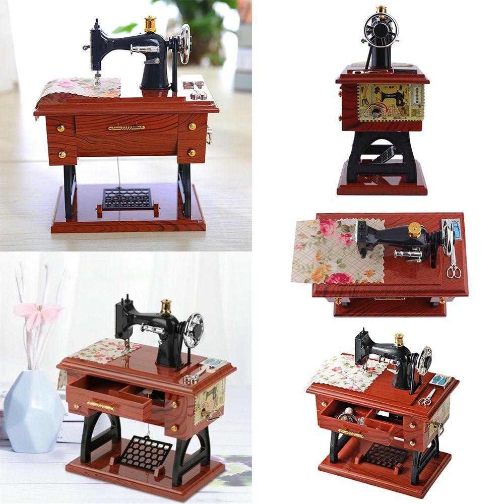 Hộp Nhạc Cơ Học Mini 24 Trang Trí Bàn May Vá Tiện Dụng