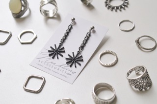 Bông tai Gloomy Earrings E2096