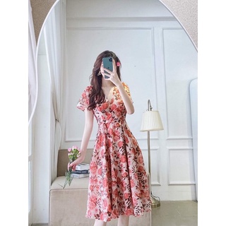 váy voan hoa hồng