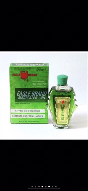 Dầu Gió Nước Xanh 2 Nắp SingaPore Eagle Brand 24ml