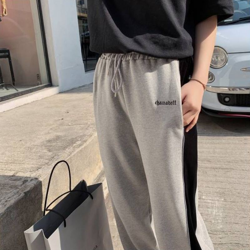 Quần legging thể thao hoạ tiết kẻ sọc chất liệu co giãn cao