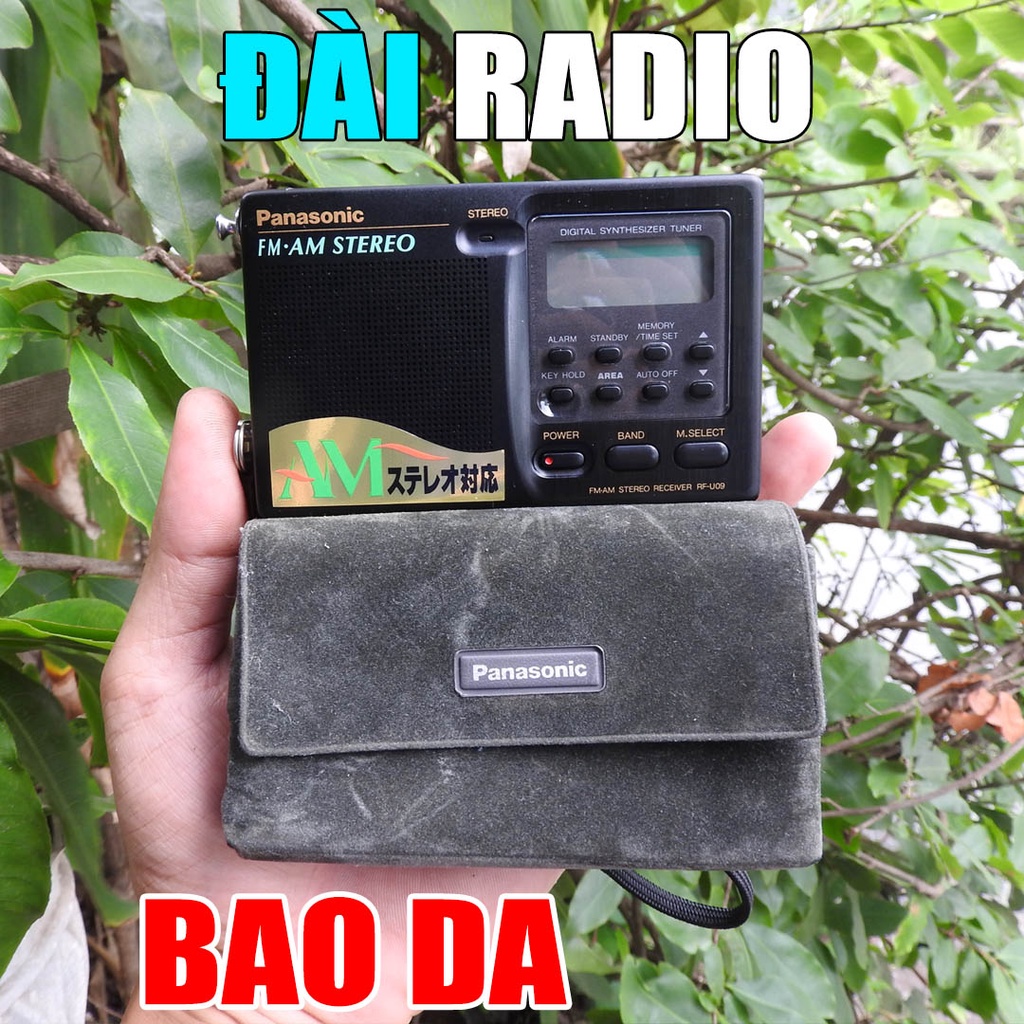 Đài Radio Panasonic RF-U09 có bao da sang xịn mịn máy còn quá mới có loa ngoài màn hình LCD ăng ten ngoài