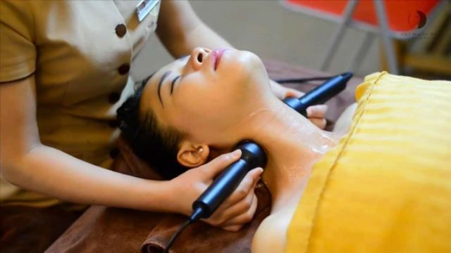 Máy điêu khắc face và body siêu thanh vàng