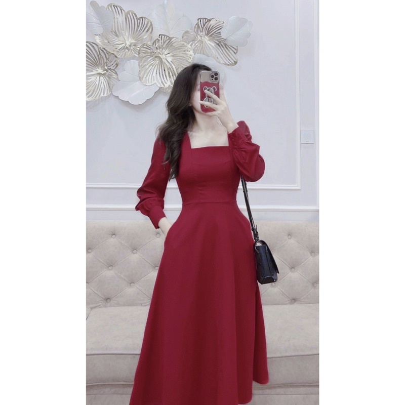 Váy đỏ cổ vuông tay bồng dài qua gối diện tết xinh