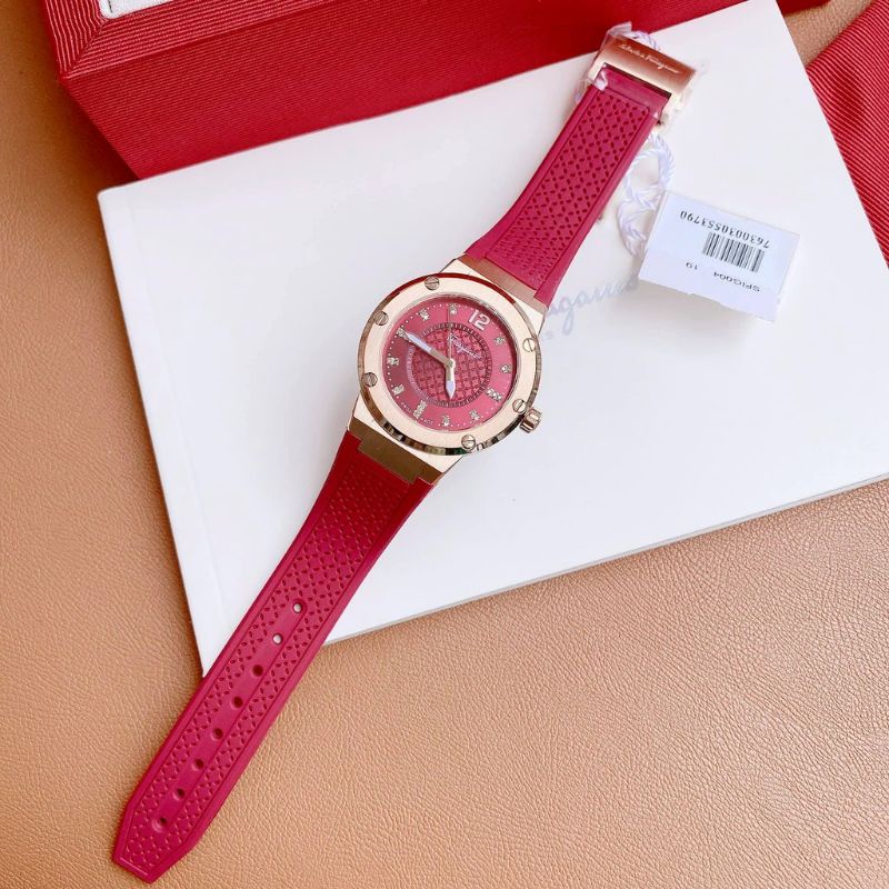 Đồng Hồ Nữ Sanvartore FerraGaMour F80 quai silicon