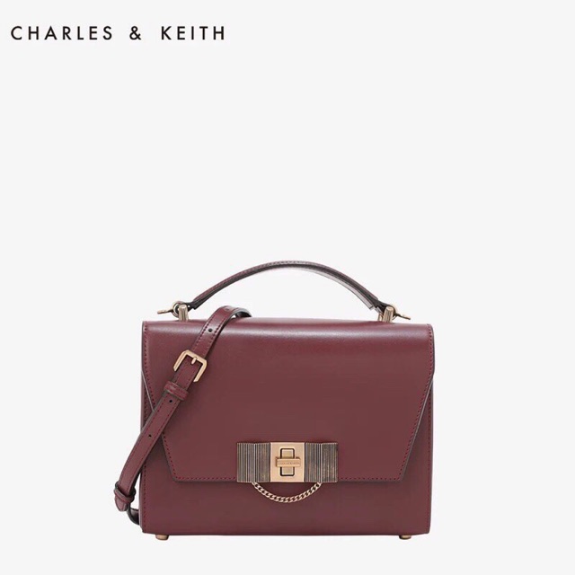 Túi xuất charles keith size 22 cm