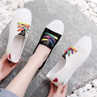 Giày lười dây trái tim
