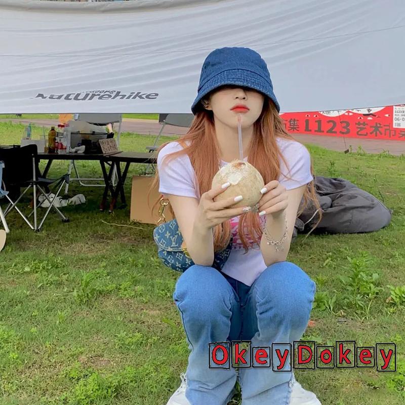 Áo Thun Crop Top Tay Ngắn Cổ Tròn In Họa Tiết Phong Cách Vintage Dành Cho Nữ