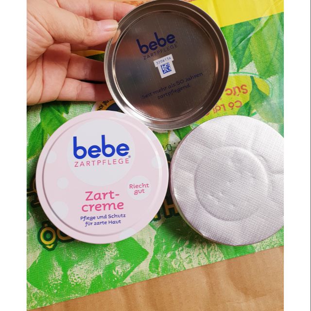 Kem dưỡng ẩm cho mẹ và bé BEBE Zart Creme siêu mềm mịn