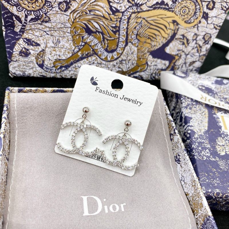 hoa tai x đính đá