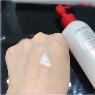 Sữa Rửa Mặt shiseido Màu Đỏ 125ml