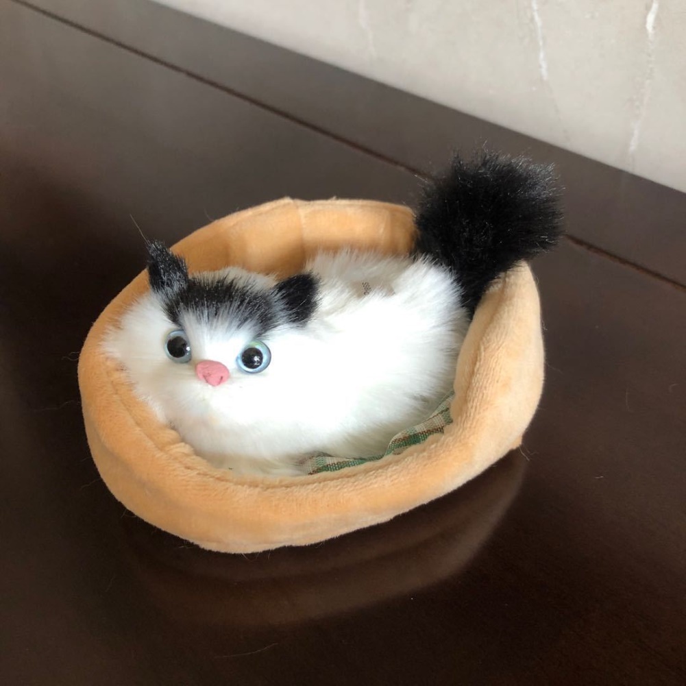 Đồ Chơi Mèo Nhồi Bông Nằm Ngủ Có Âm Thanh Trang Trí Nhà Cửa Xe Hơi
