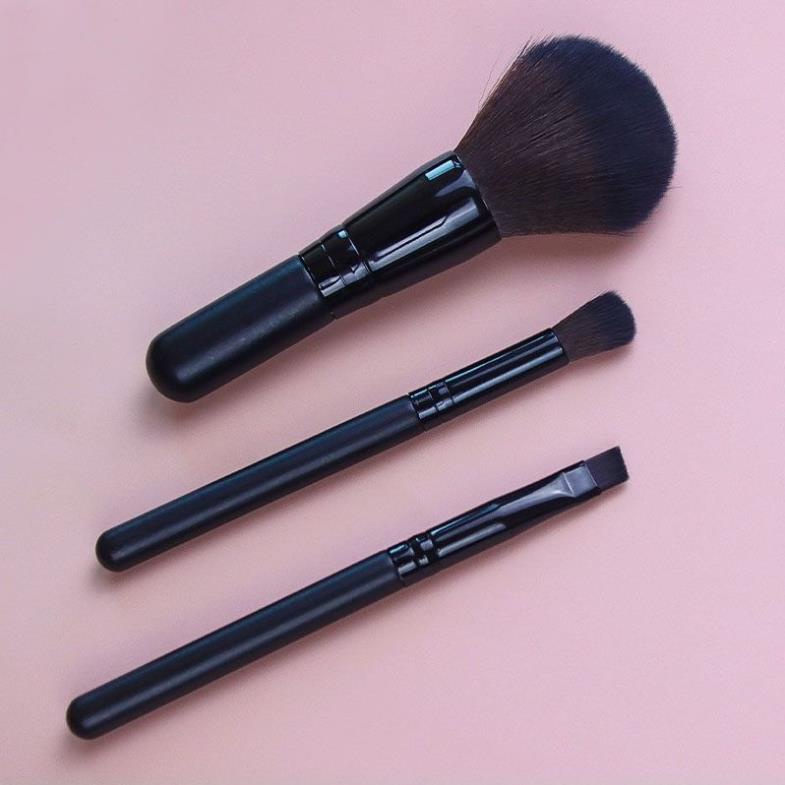 [Gift Hãng] Set 3 Cọ MAC Tặng Kèm 2 Túi