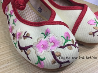 giày thêu hoa đào (có 4 màu)