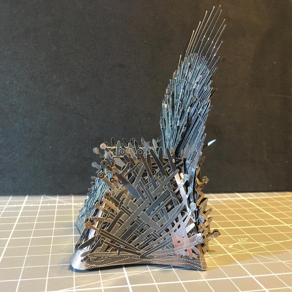 Mô Hình 3D Kim Loại Ngôi Báu Sắt Iron Throne