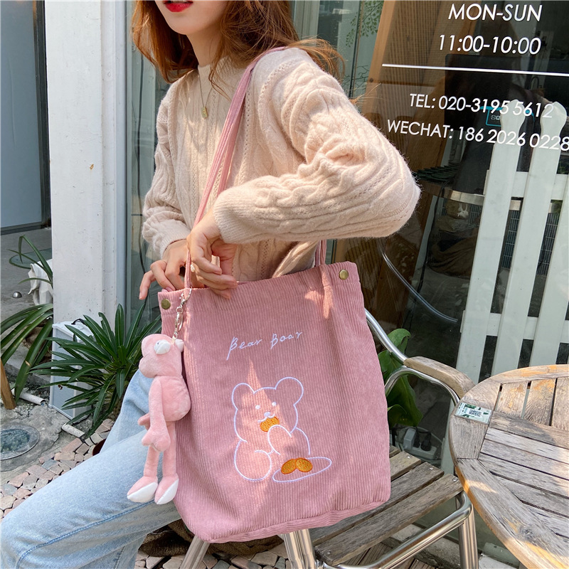 <24h delivery>W&G Japanese corduroy embroidered bear shoulder bag Qing college style student girl Korean version all-match shopping bag