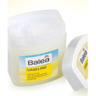 Kem nẻ balea vaselin Đức