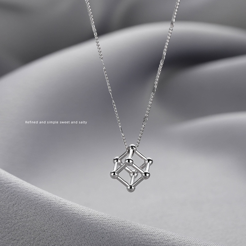 Dây chuyền mặt lập phương, (Full box) vòng cổ titan không đen gỉ DC20