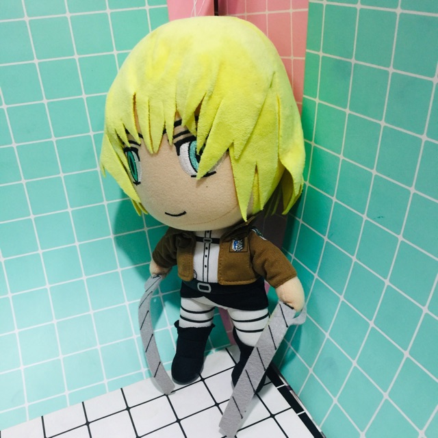 Gấu bông attacktitan