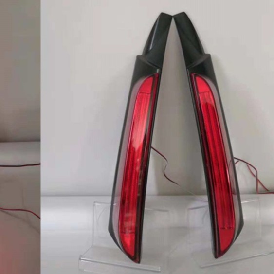 Toyota Fortuner led ốp kính sau led trụ sau fotuner 3 chế độ demi stop xi nhan chạy audi.