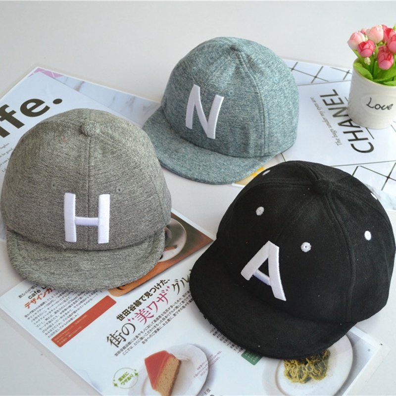 Mũ Lưỡi Trai Thêu Chữ Cho Bé