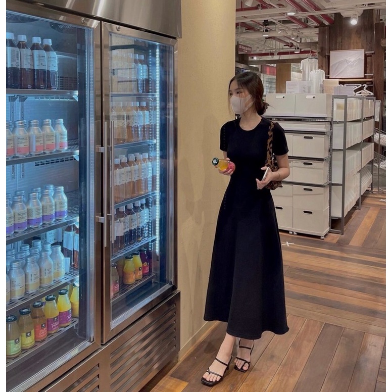 ĐẦM MIDI ĐEN XOÈ CUT OUT LƯNG TAY NGẮN