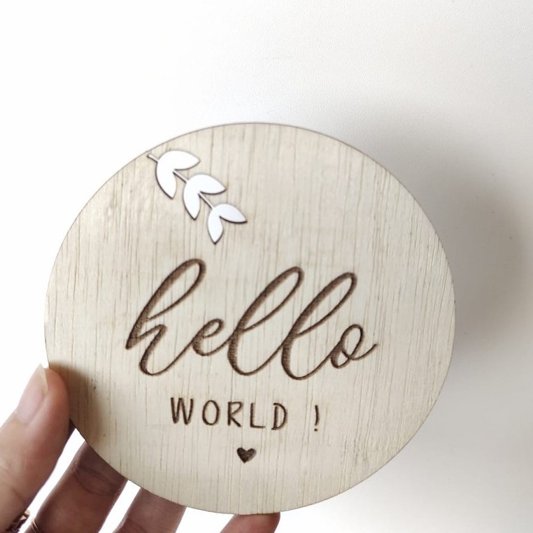 Bảng gỗ hình chữ Hello World |Đạo cụ chụp ảnh cho bé sơ sinh mới sinh |Bảng mạch chuyên dụng cho bệnh viện